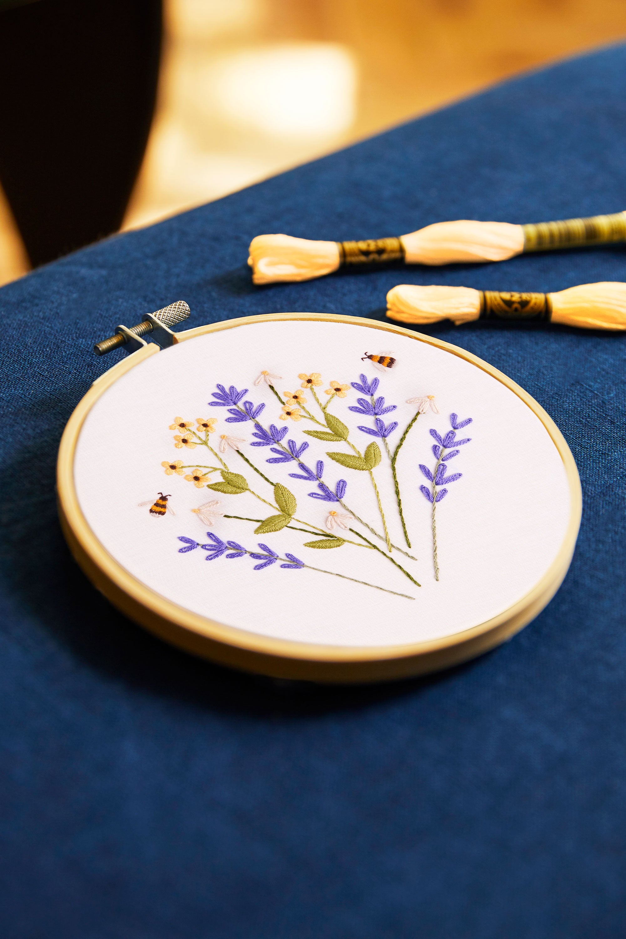DMC Botanical Wild Flowers by Aurora Menendez (Embroidery Kit)