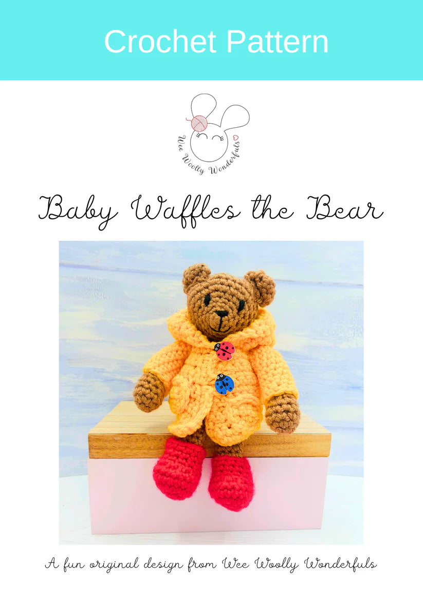 Wee Woolly Wonderfuls Baby Waffles the Bear in Stylecraft Special Chunky