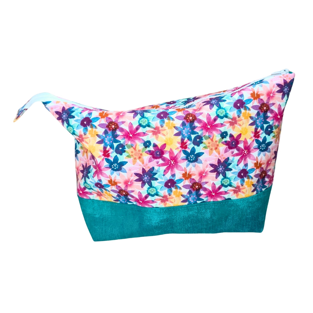 Half Done Jen Zipped Bag - Summer Flowers (Teal)