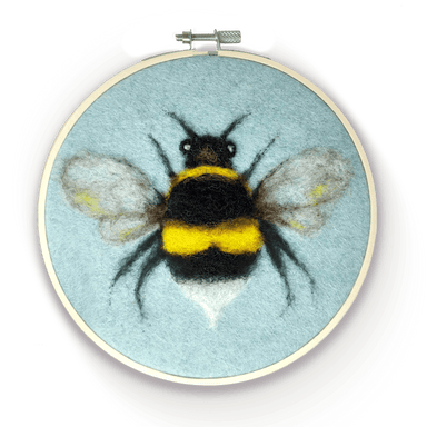 The Crafty Kit Company Felting The Crafty Kit Company Bee in a Hoop Needle Felting Kit 5060347382363