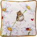 Bothy Threads Needlecraft Bothy Threads Daisy Mouse (Tapestry Kit) 5060047238489