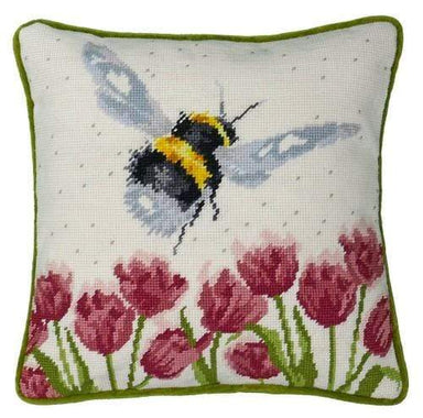 Bothy Threads Needlecraft Bothy Threads Flight Of The Bumble Bee (Tapestry Kit) 5060038388896