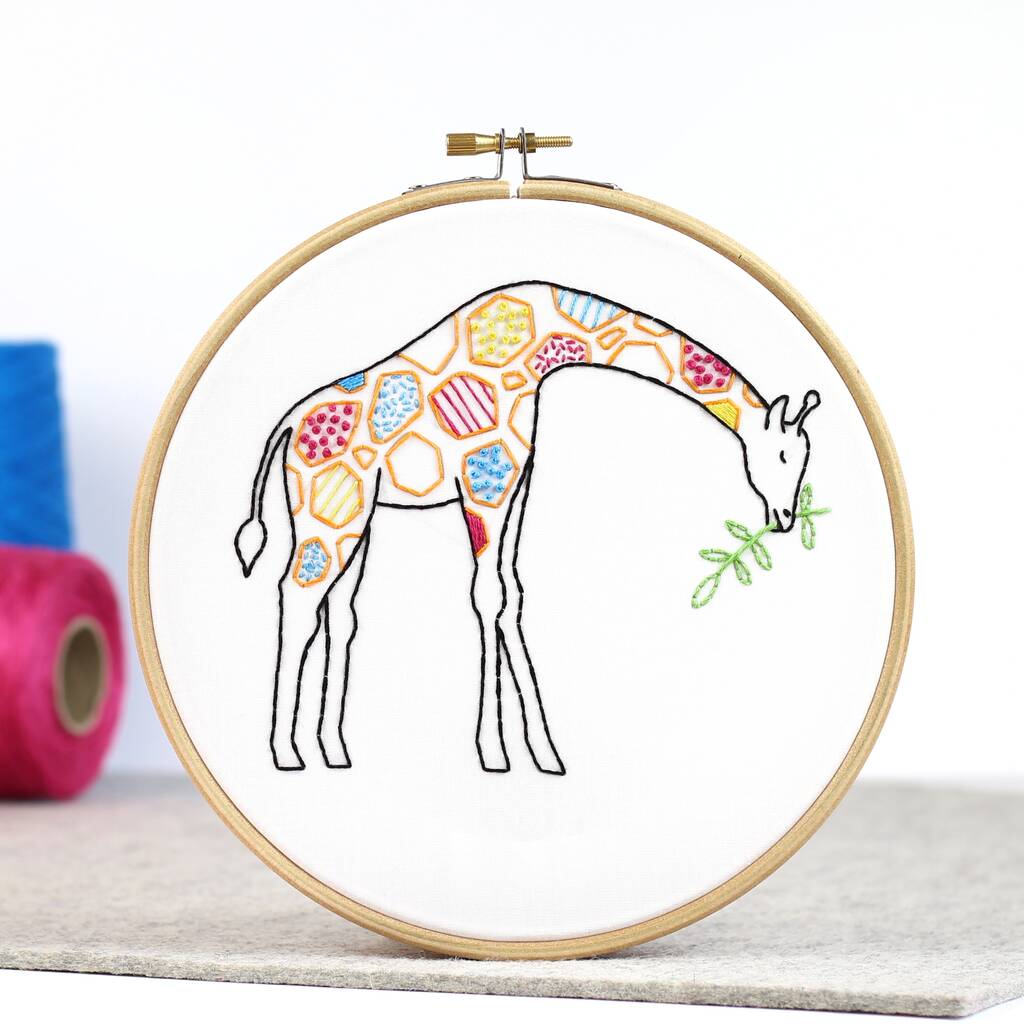 Hawthorn Handmade Needlecraft Hawthorn Handmade Giraffe Contemporary Embroidery Kit