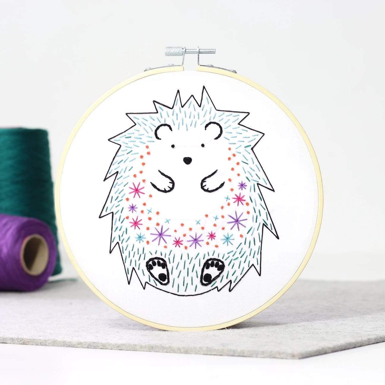 Hawthorn Handmade Needlecraft Hawthorn Handmade Hedgehog Contemporary Embroidery Kit