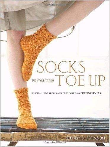 Guild of Master Craftsman (GMC) Patterns Socks from the Toe Up 9780307449443